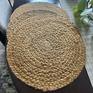 Pier 1 Round Braided Natural Material (4) Placemats